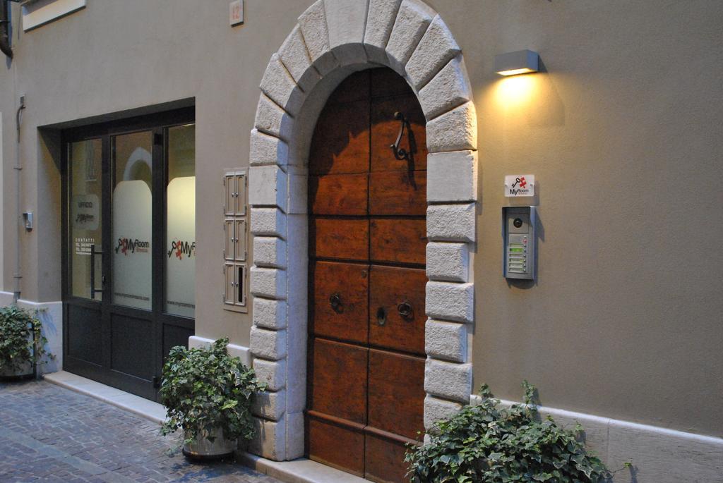 Dietro L'Angolo Hotell Brescia Eksteriør bilde