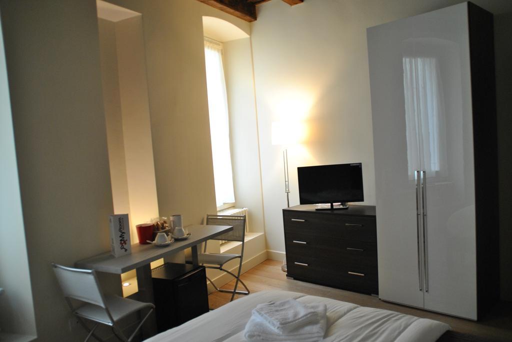 Dietro L'Angolo Hotell Brescia Rom bilde